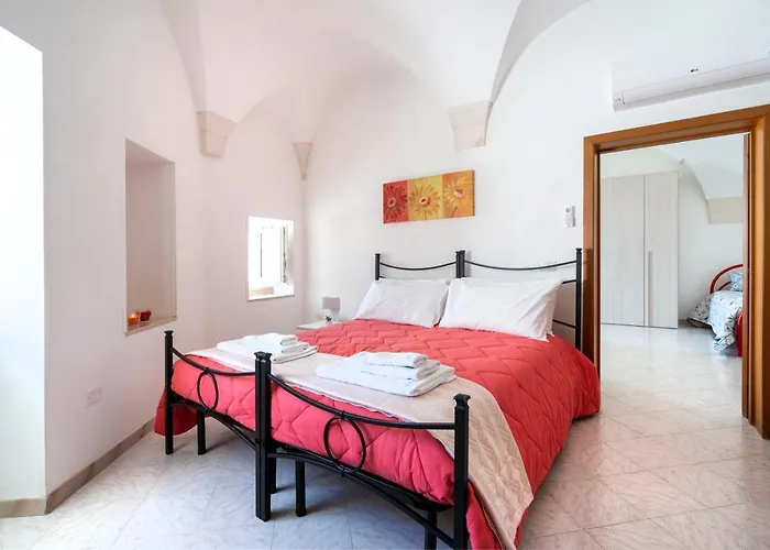 Guesthost - Typical Apulian