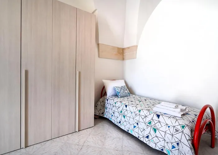 Guesthost - Typical Apulian Appartement Martina Franca
